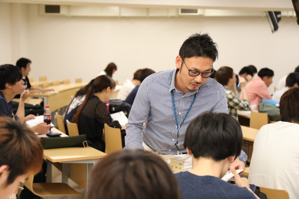 大学講演を行いました。